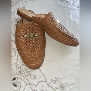 Michael Kors Charlton Woven crochet Mule flats tan brown size 8